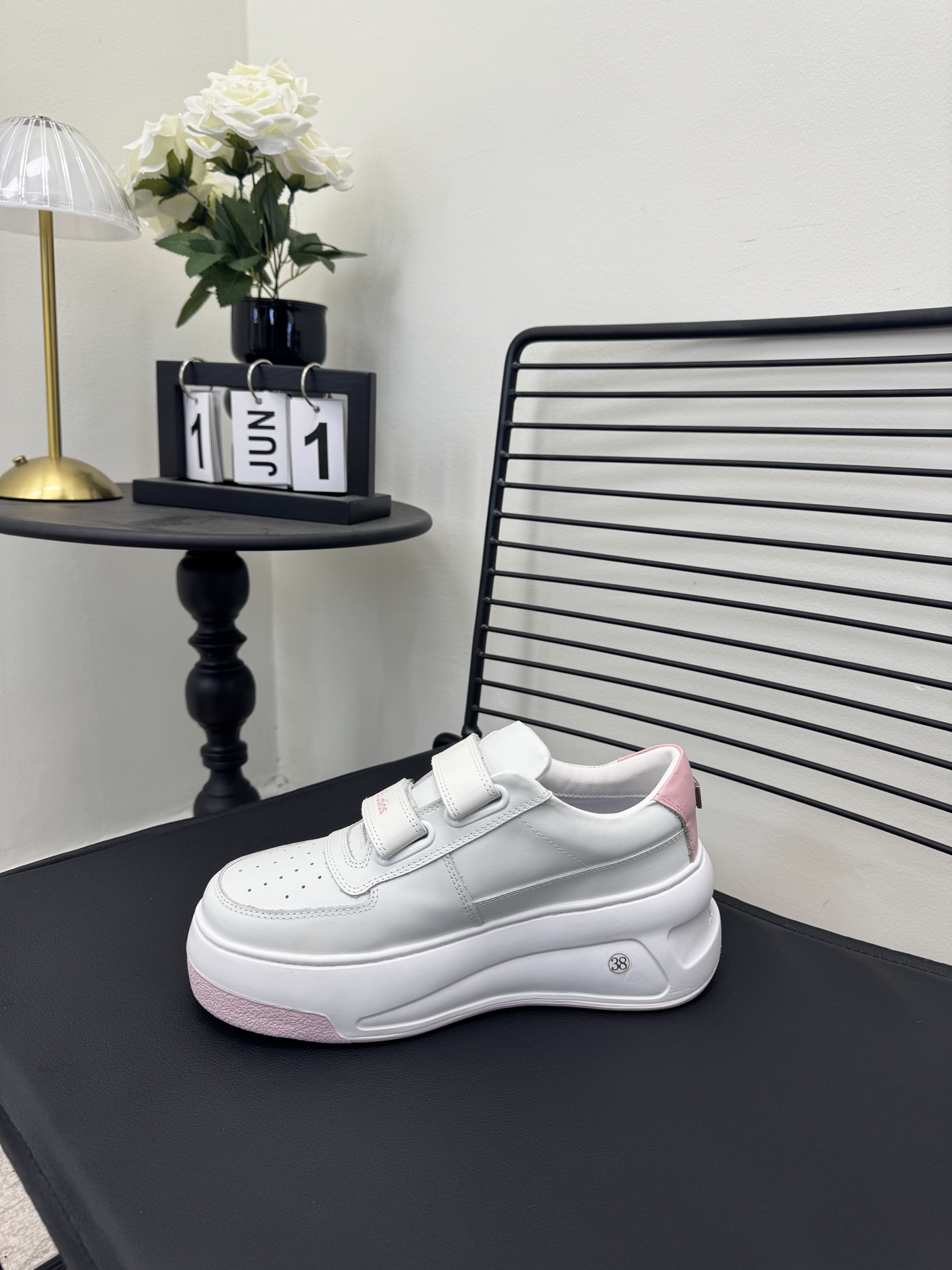Women's high heels